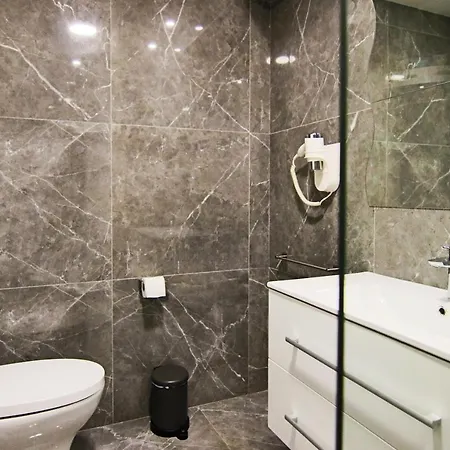 Phaedrus Living: Luxury Suite Nicosia 507 Exterior photo