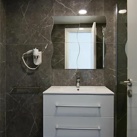 Phaedrus Living: Luxury Suite Nicosia 507 Exterior photo