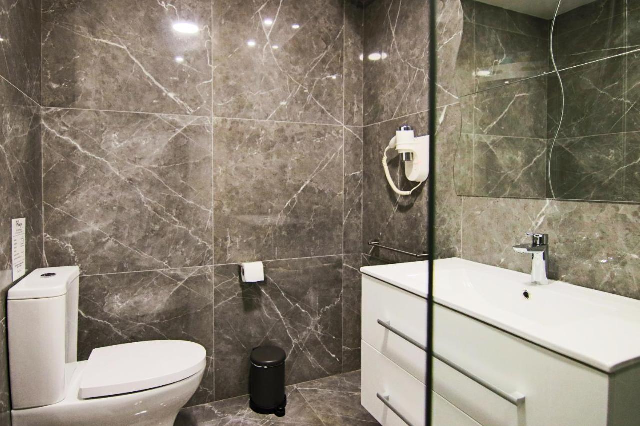 Phaedrus Living: Luxury 507